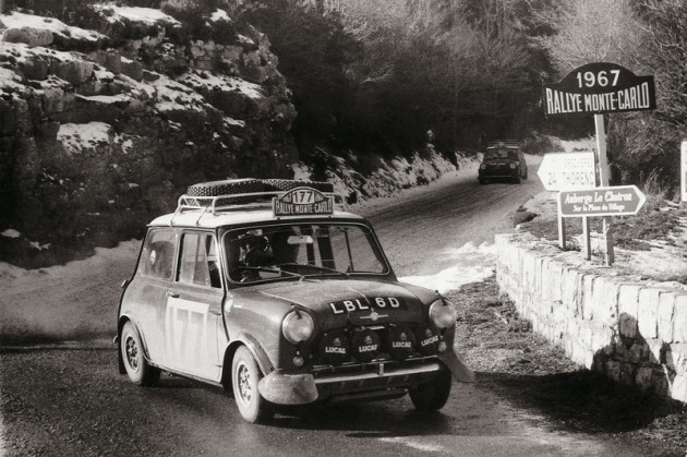 Mini Cooper S no Rali de Monte Carlo
