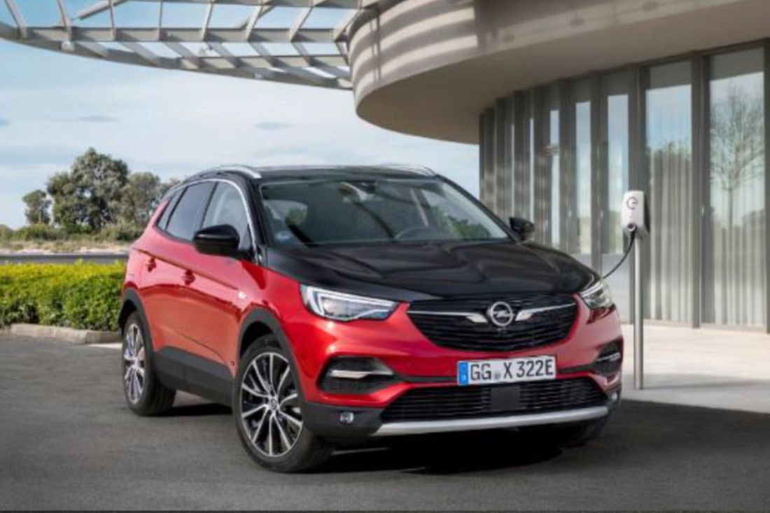 Opel Grandland X Hybrid4.
