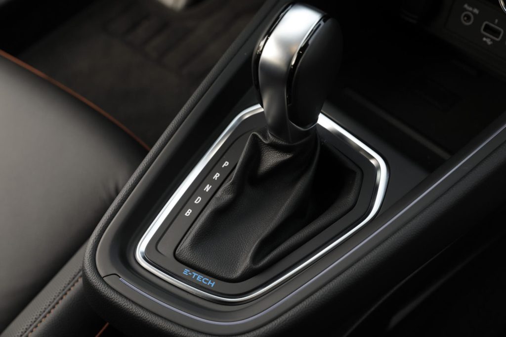 F34CC555-3898-4C1B-B0D8-BBCA17383ECA